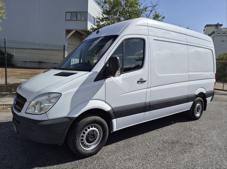 Mercedes-Benz Sprinter with AC