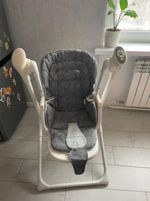 Дитячий стільчик для годування Carrello 3в1