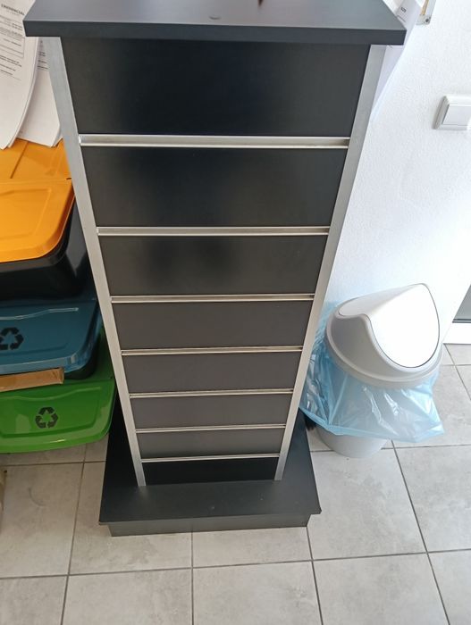 Blocos expositores com ganchos