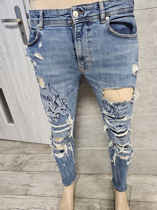 Spodnie meskie jeansowe Zara rozm 44 z rozdarciami