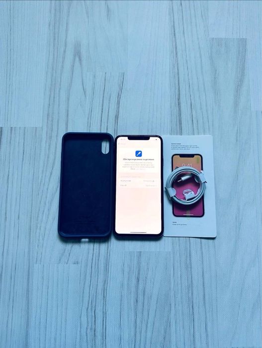 З гарантією Iphone XS Max 64gb gold neverlock 100%