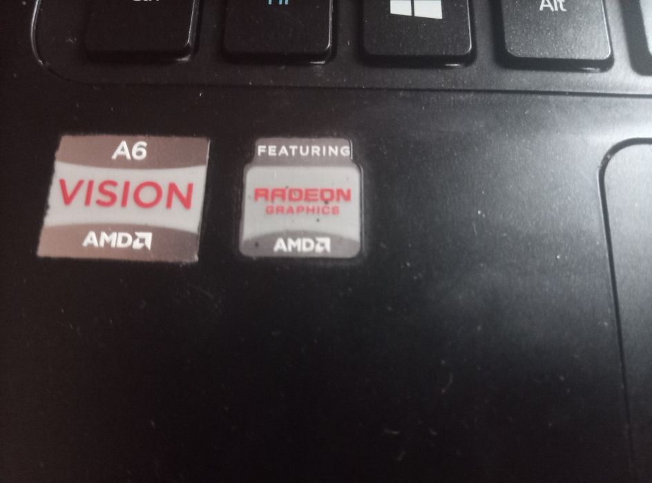 Acer Aspire V5-551 (AMD A6 + Radeon) — 2012 р.