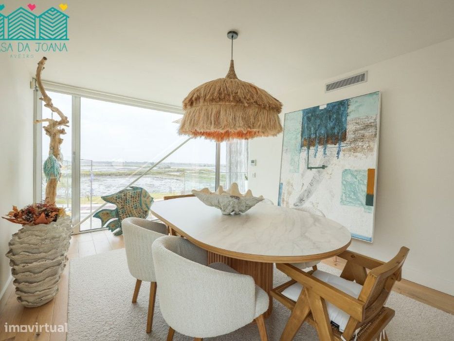 Apartamento T4 no centro da cidade com piscina