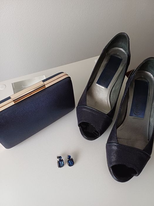 Conjunto sapatos + clutch
