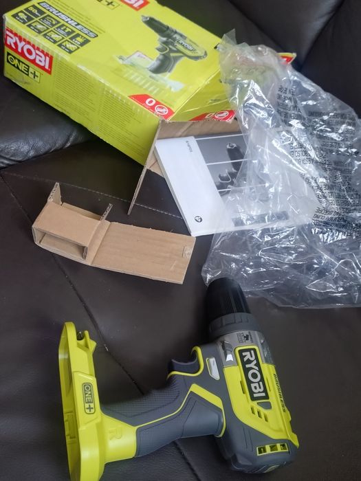 Nowa wkrętarka RYOBI R18PD5-0