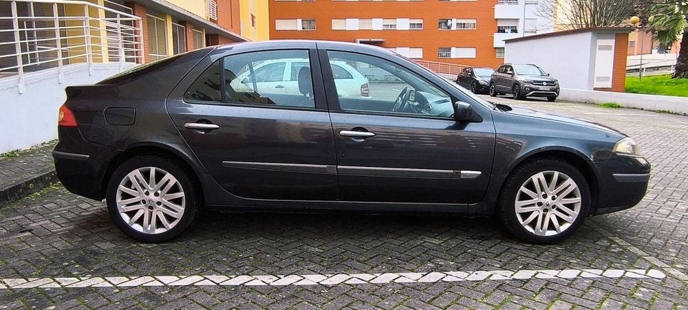 Renault Laguna 2005