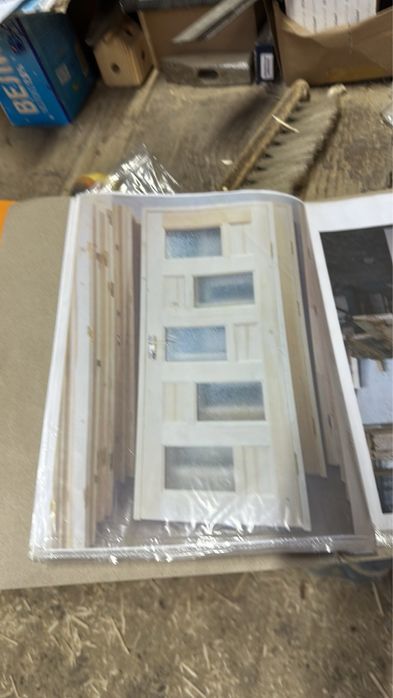 Двері деревяні з масиву