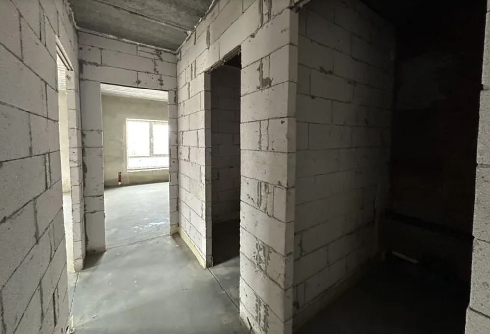 Продаж 2к квартири 66 кв. м на вул. Глиняна - More