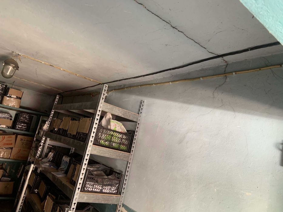 Продажа нежилого помещения.Победы-65