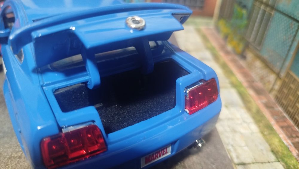 Ford Mustang GT 2006 Jada 1/24