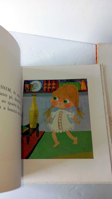 Livros Antigos da Lello e irmão Editores