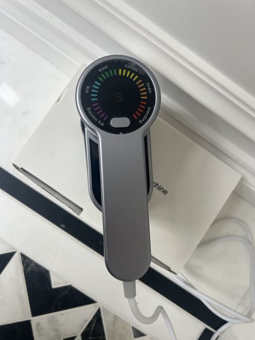 Kompaktowe mini żelazko parowe do podróży stan idealny użyte tylko raz