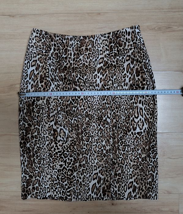 Spódnica leopard NEW YORK & COMPANY – rozm. 4 / EUR 36 – elegancka, stretch