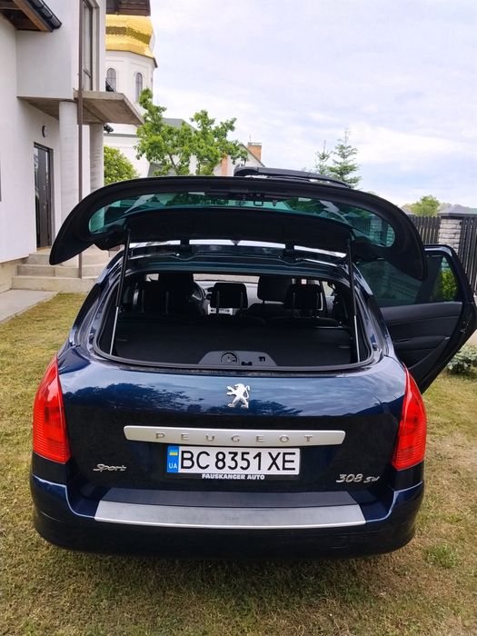 Peugeot  308 sw spot.