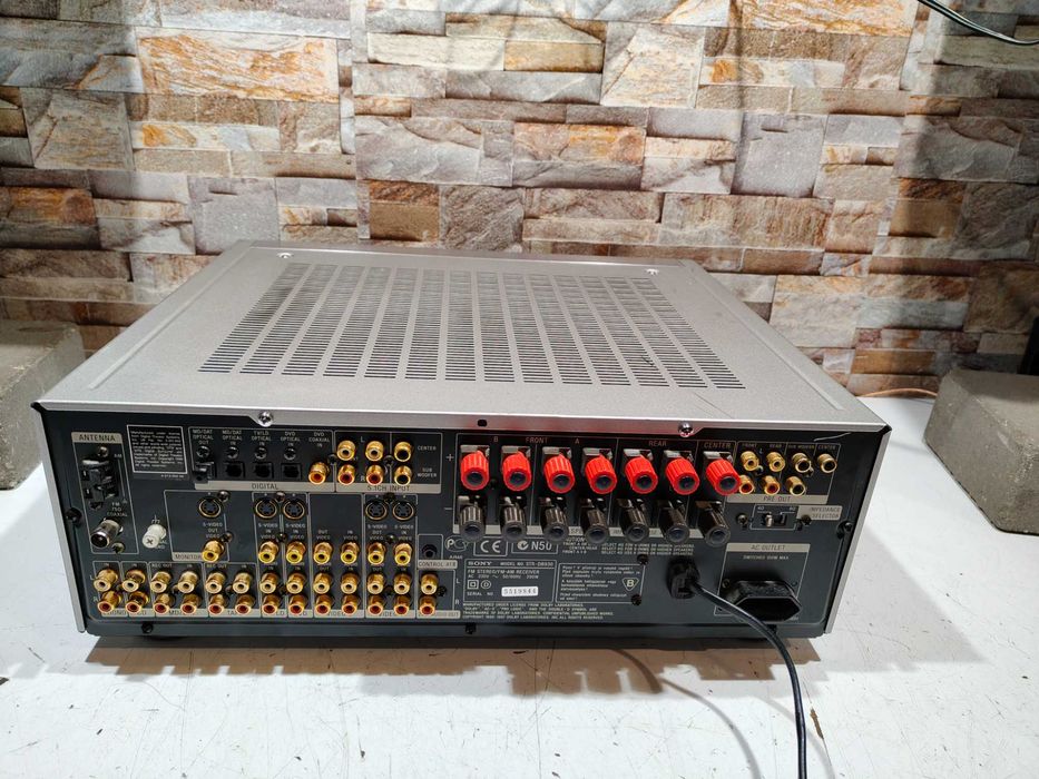 Amplituner Sony STR-DB930