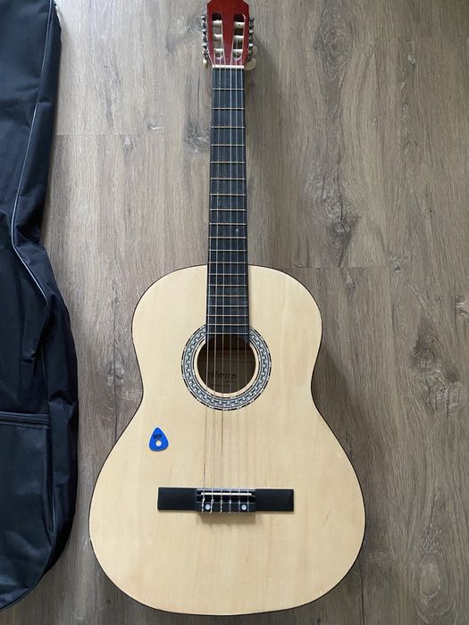 Гітара класична: 2 000 грн. - Акустичні гітари Щасливе на Olx