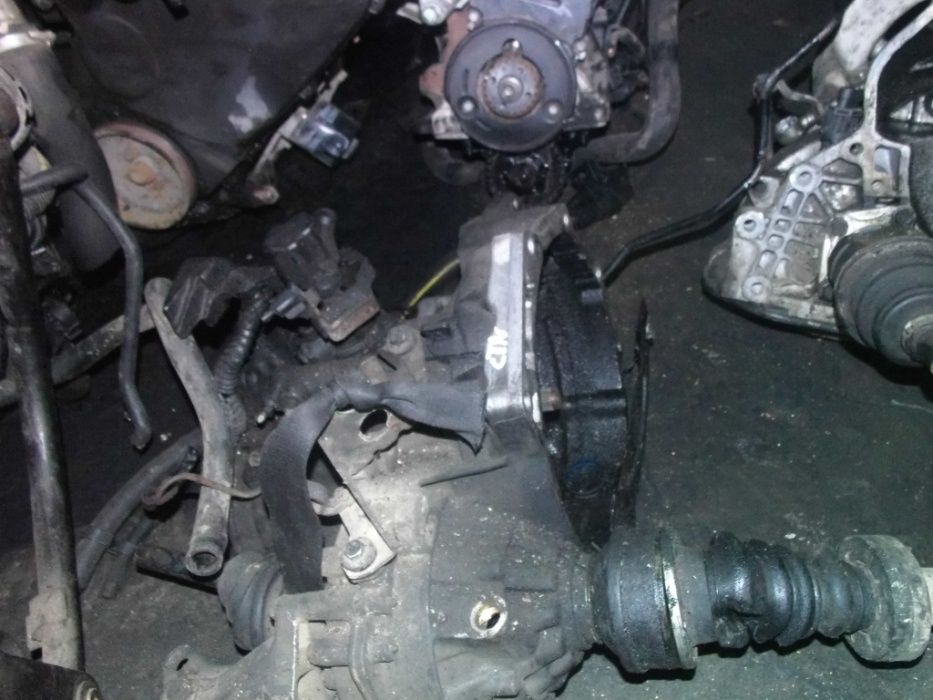 Skrzynia Biegów VW Audi 80 B4 2.0B CTN Stan BDB