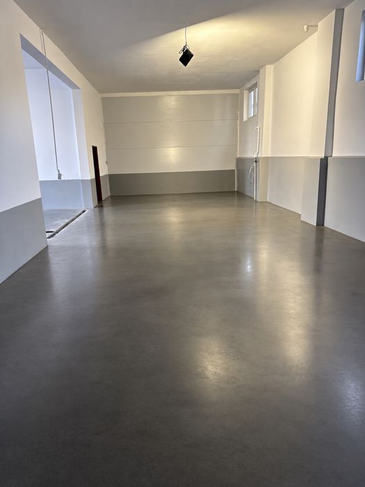 Wynajme pomieszczenie 250 m2 z zapleczem biurowo socjalnym