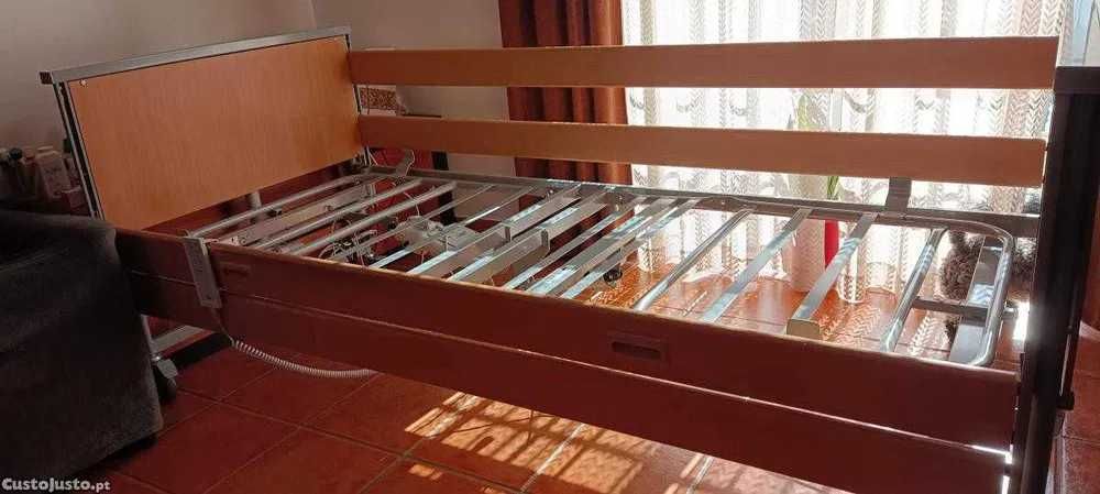 Cama Articulada Elétrica Invacare Accent (como nova)