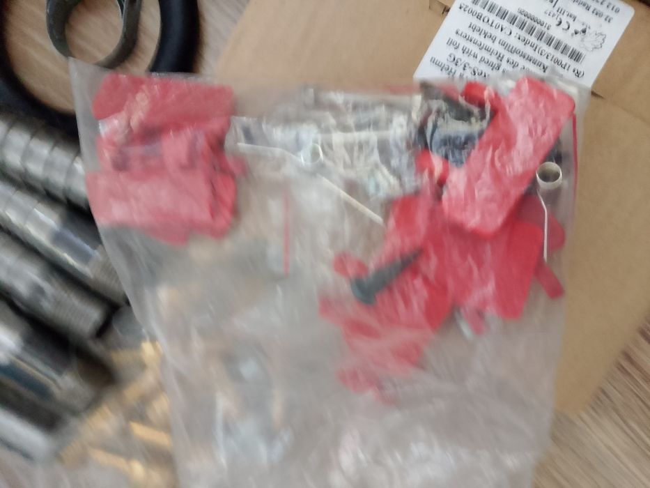 Pozostałości po piaskarce Clemko Resin