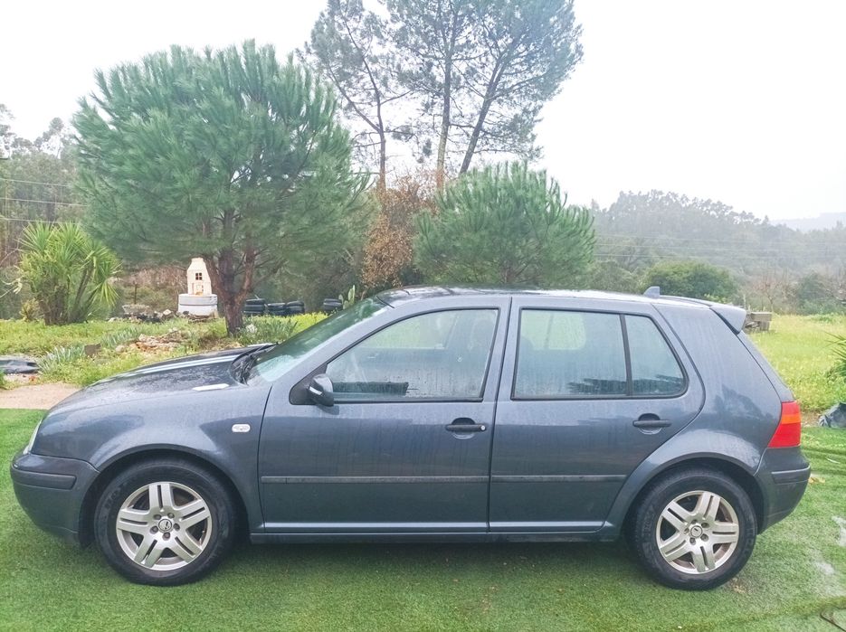 GOLF 2001 super estimado