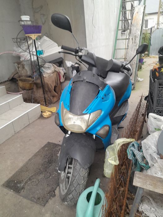 Макси скутер 150