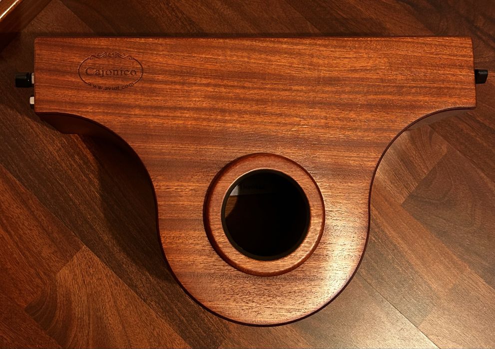 Instrumento -> Cajonico