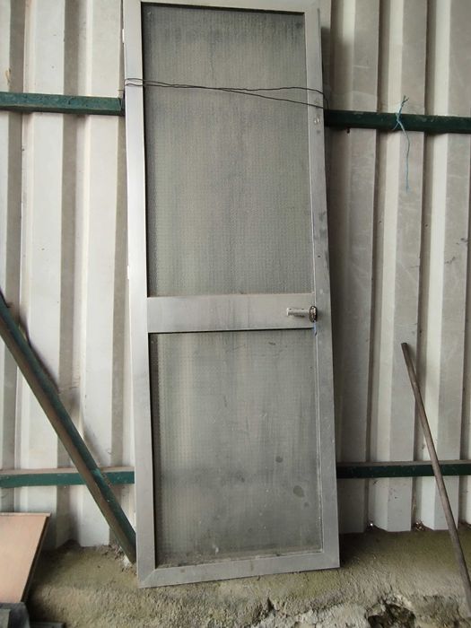 Porta de aluminio 2 folhas.