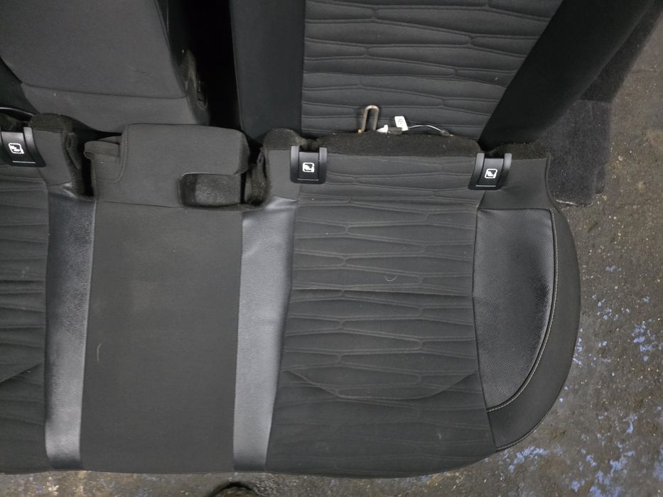 Fotele kanapa wnetrze kia proceed III