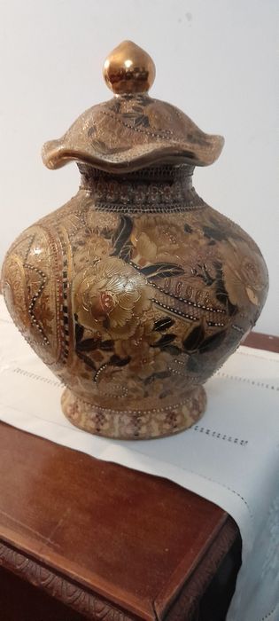 Louças. Pote decorativo grande