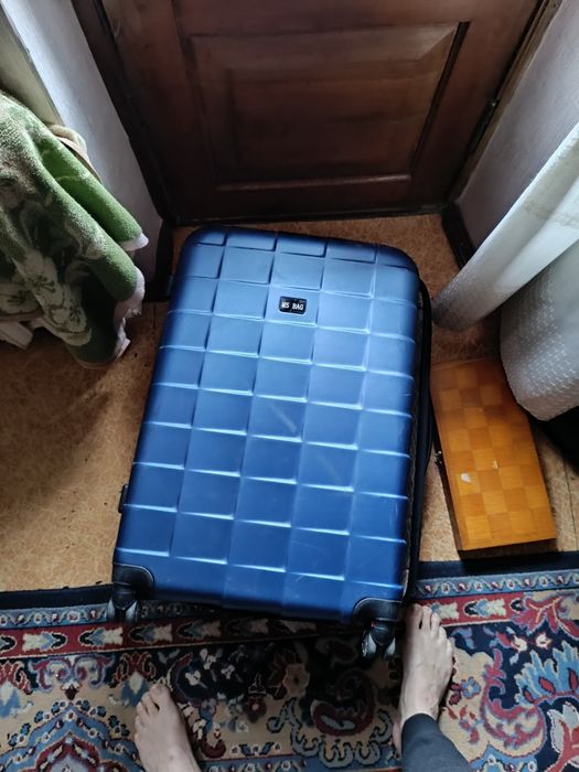 Чемодан современный 70-50-30