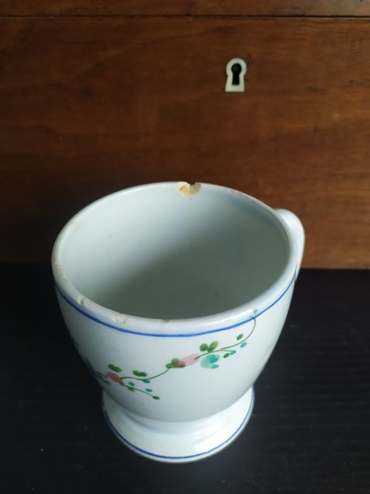 Caneca antiga Outeiro Agueda