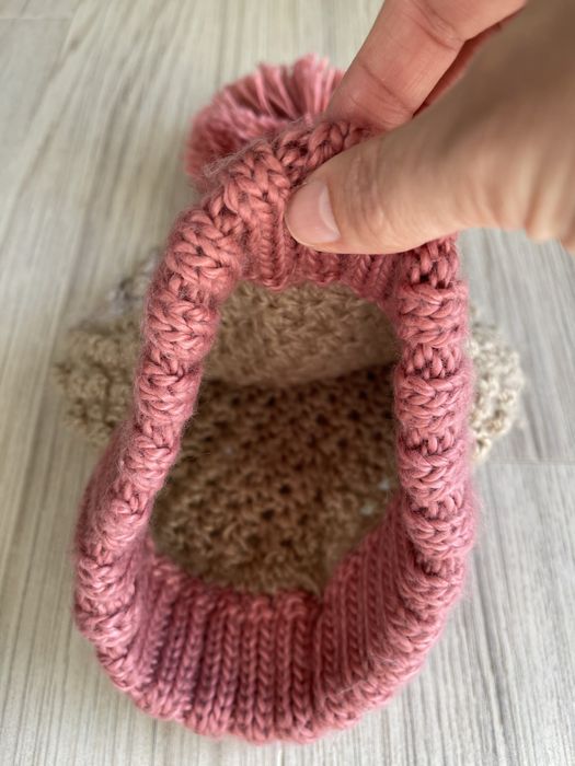 Gorro de malha beje e rosa velho, tamanho único