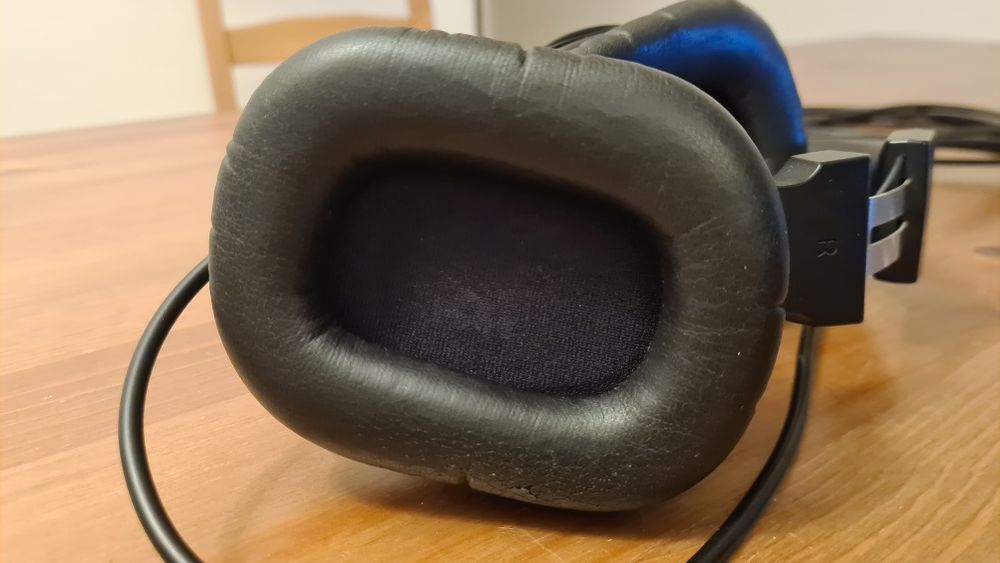 Phones Yamaha HPH-MT5