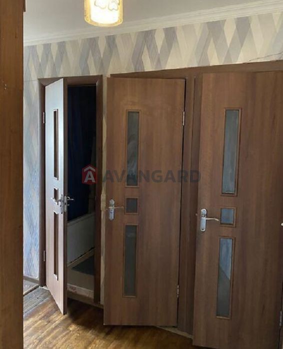 Продаж 3-кімнатної квартири в центрі Вишневого!