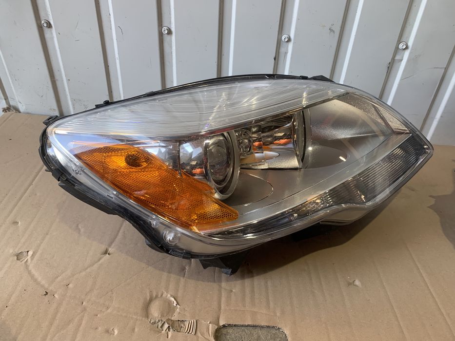 Фара права галоген Mercedes W251 R-klass рестайлінг