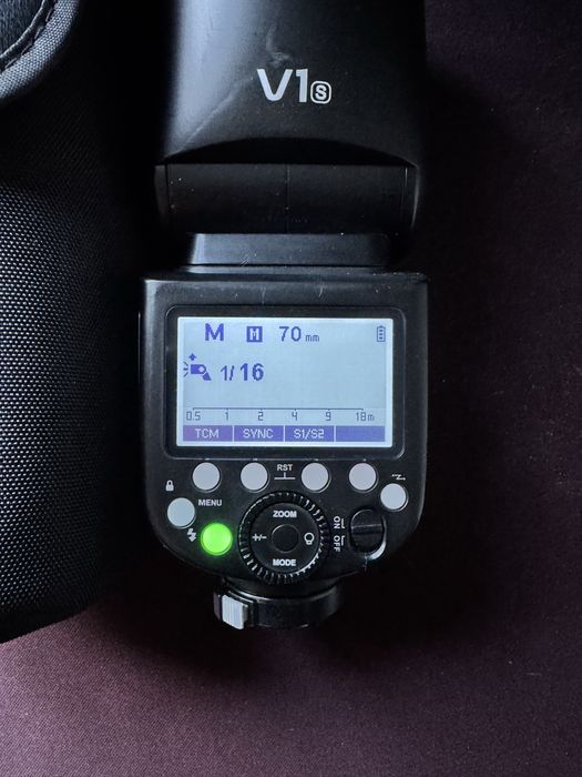 Lampa Godox V1S do Sony