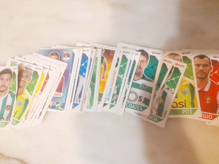 Conjunto de 95 Cromos Panini 2017/18