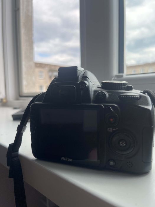 Dwa aparaty Nikon