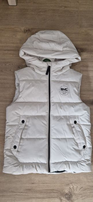 Nowy bezrękawnik  C&A 146