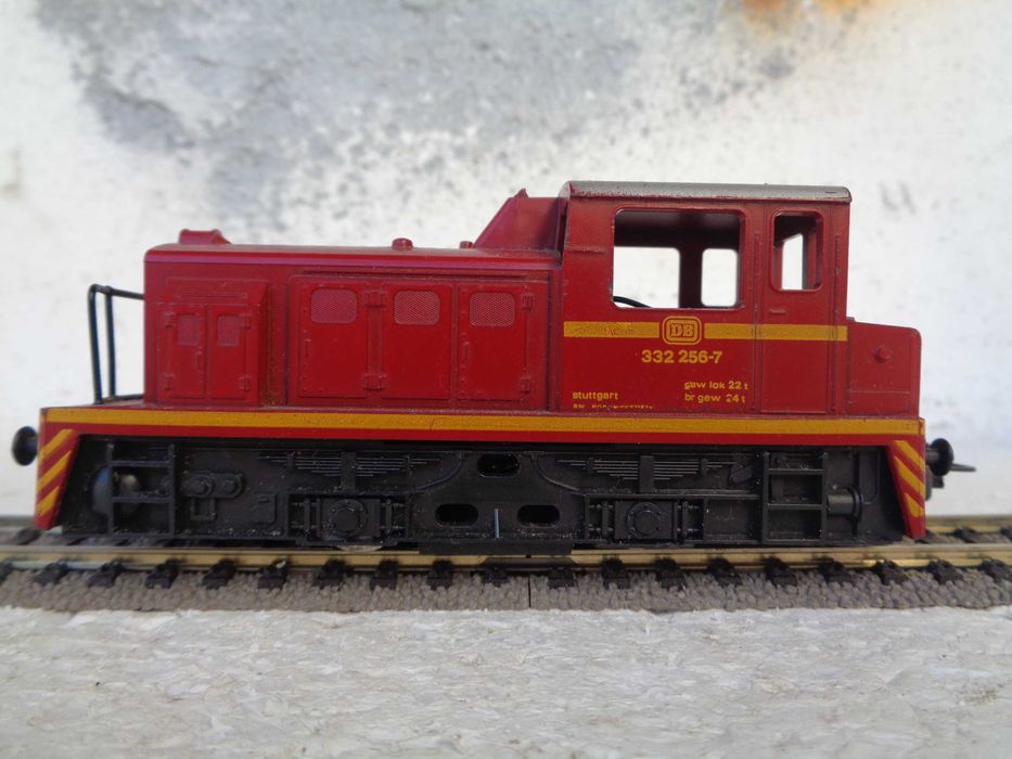 1:87 LIMA Locomotiva de manobras da DB V332 comboio
