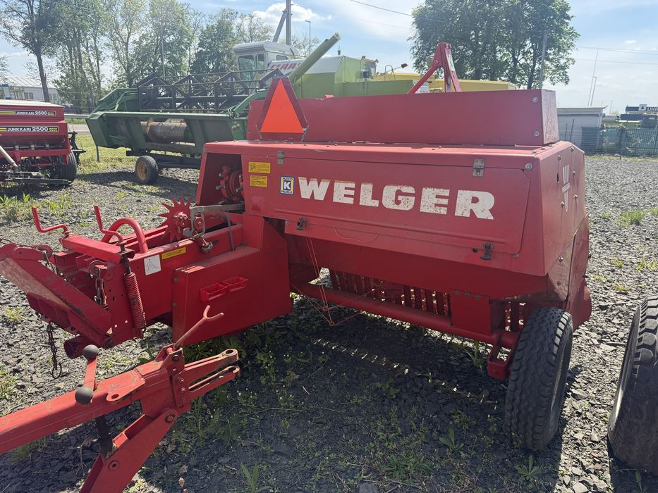 Прес-підбирач Welger AP400