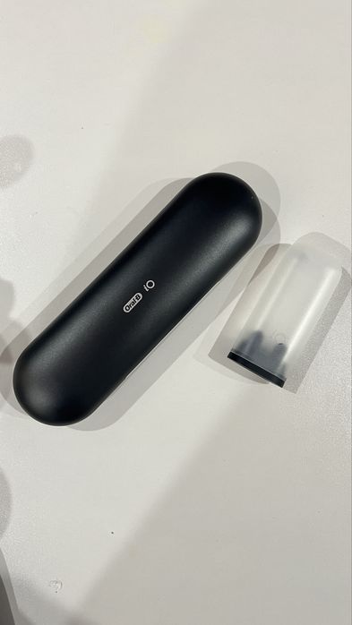 Електрощітка oral-b iO 9 з гарантією 12 місяців