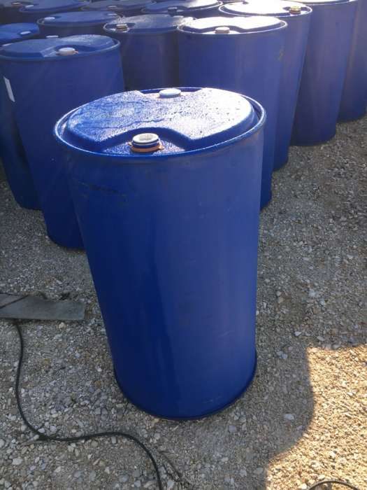 Barricas bidões 220 litros plástico