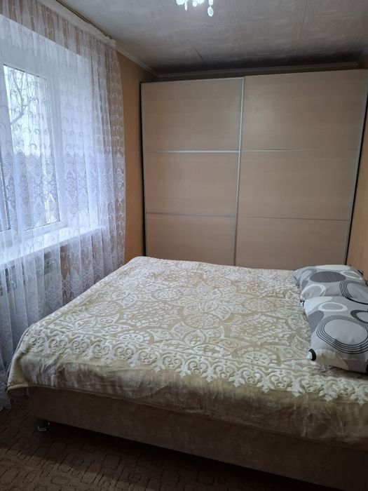 Здаи 2 ком.квар.в рай.44 квар.по час.по сут.
