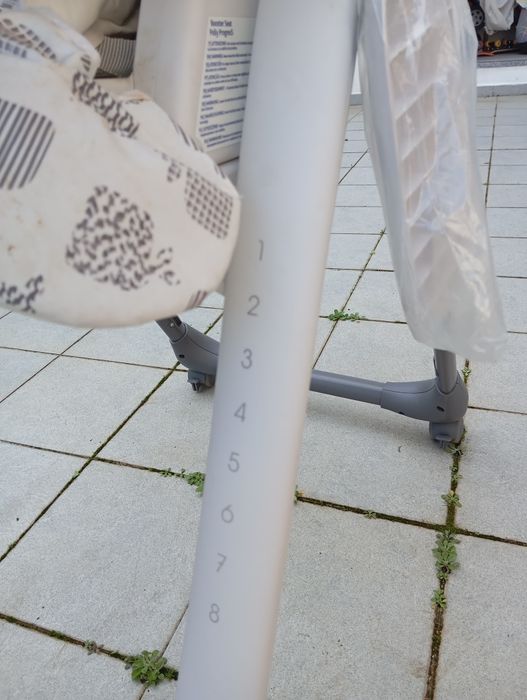 Cadeira de refeição para criança.