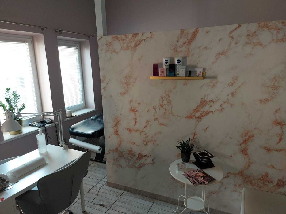 Lokal 25m2 na biuro/salon/gabinet Koliby 2A