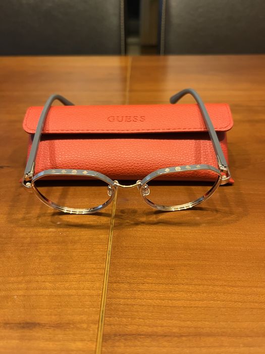 Armação de óculos Guess