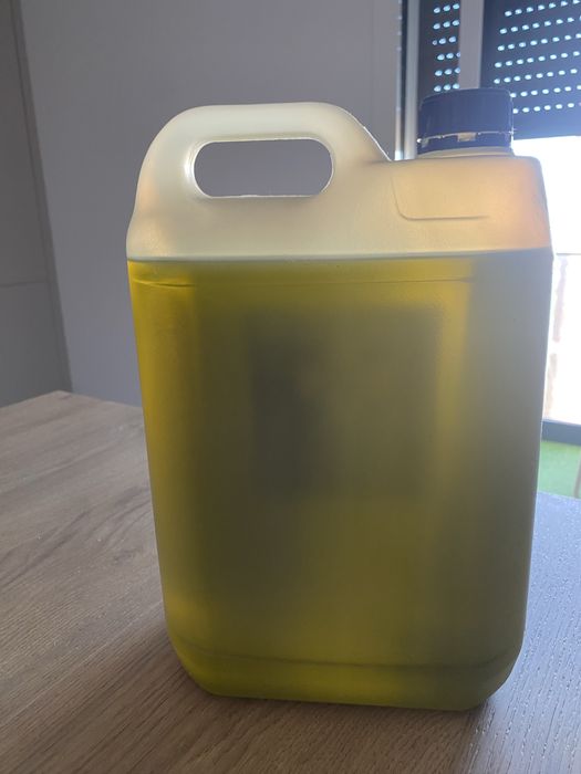 Azeite de produção caseira