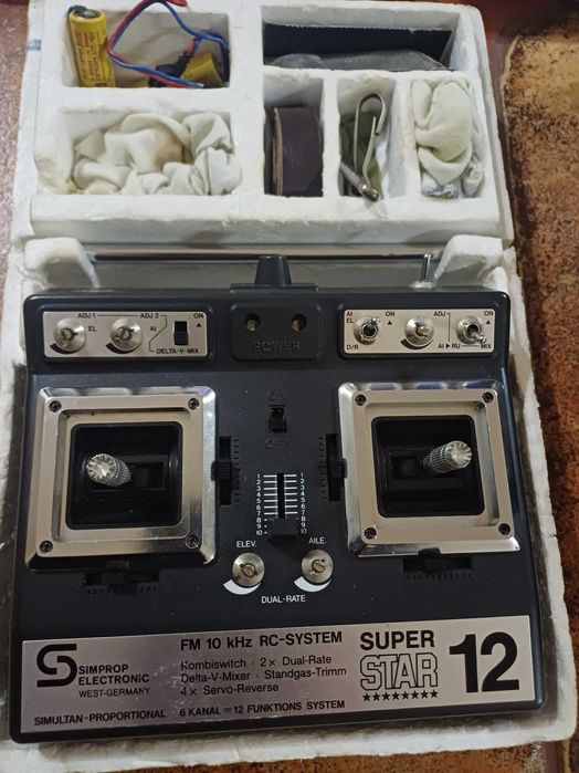 Model RC zdalnie sterowany, szybowiec.